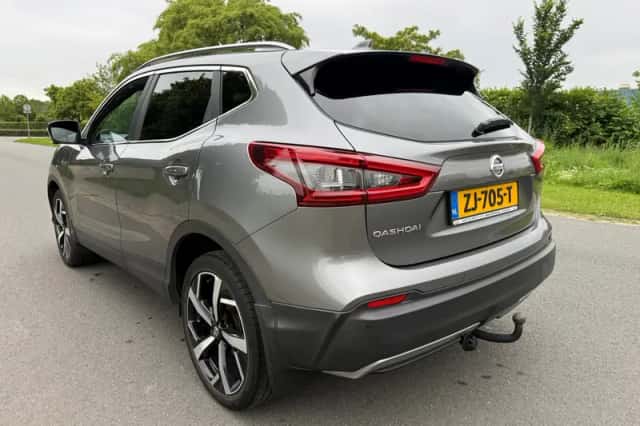 Nissan Qashqai (2018) thumbnail 3
