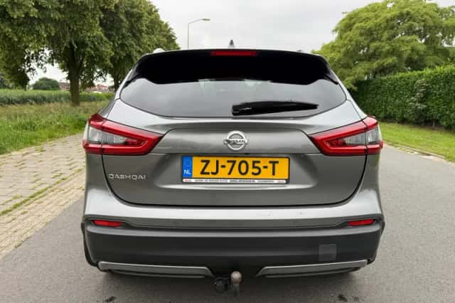 Nissan Qashqai (2018) thumbnail 4