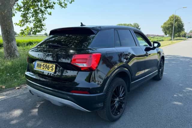 Audi Q2 (2017) thumbnail 5
