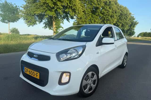 Kia Picanto (2015) thumbnail 1