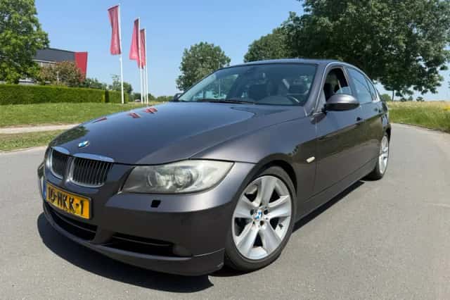 BMW 3-Serie (2005) thumbnail 1