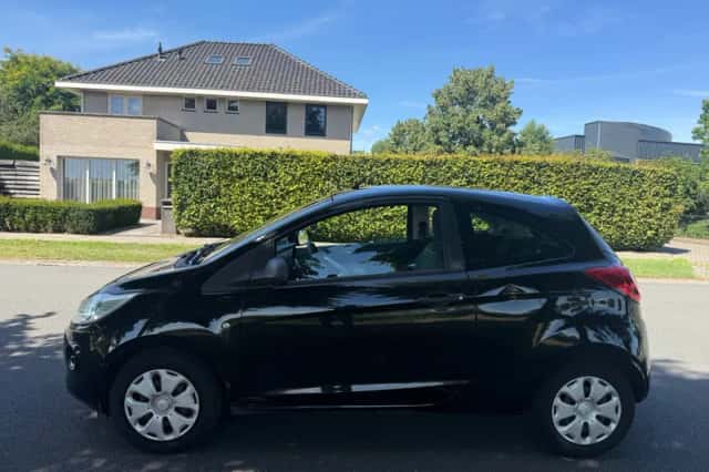 Ford Ka (2009) thumbnail 2