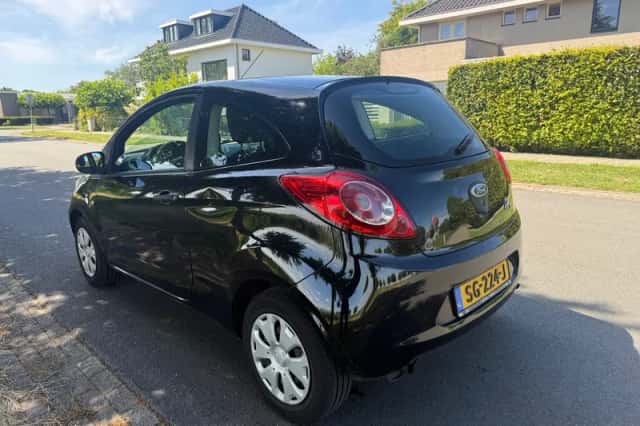 Ford Ka (2009) thumbnail 3
