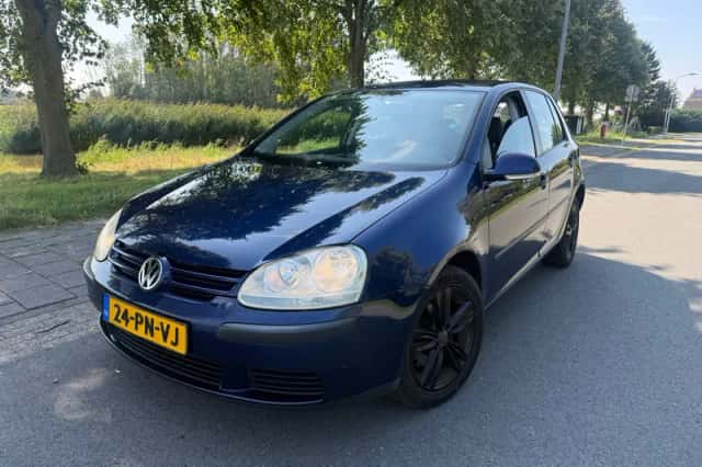 Volkswagen Golf (2004) thumbnail 1