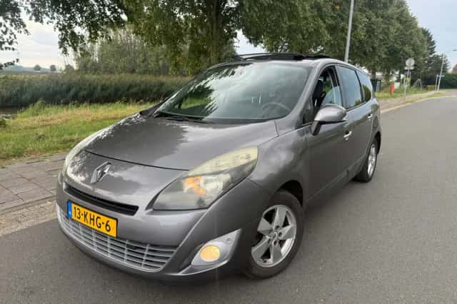Renault Grand Scénic (2009) thumbnail 1