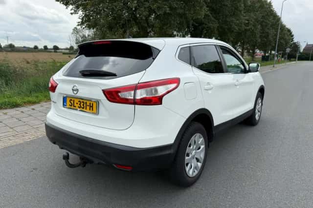 Nissan Qashqai (2014) thumbnail 5