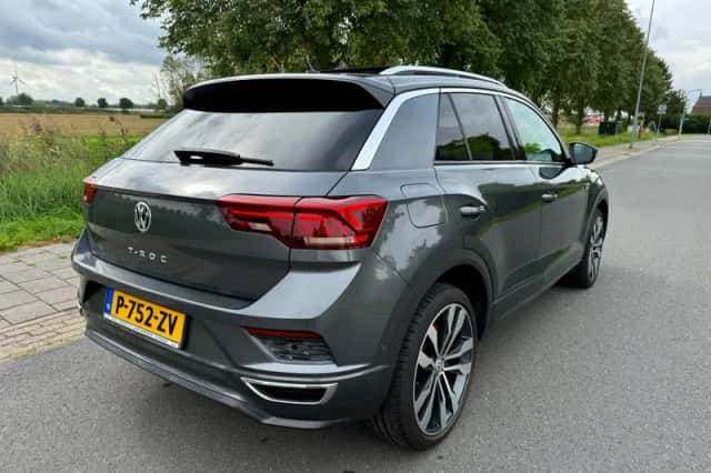 Volkswagen T-Roc (2019) thumbnail 5