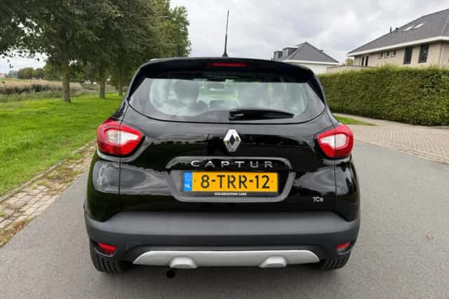 Renault Captur (2014) thumbnail 4