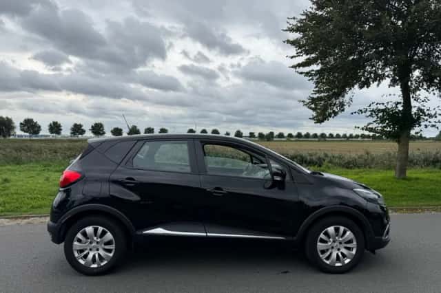 Renault Captur (2014) thumbnail 6