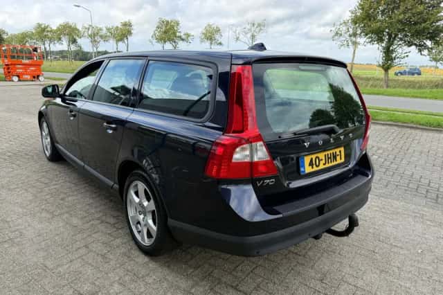 Volvo V70 (2009) thumbnail 3