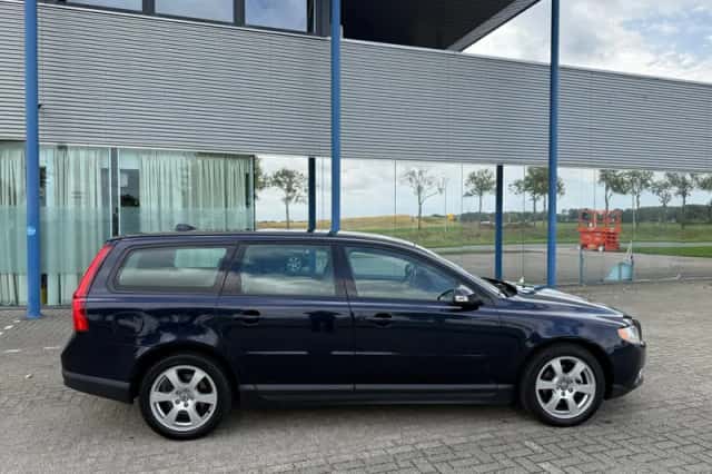 Volvo V70 (2009) thumbnail 6