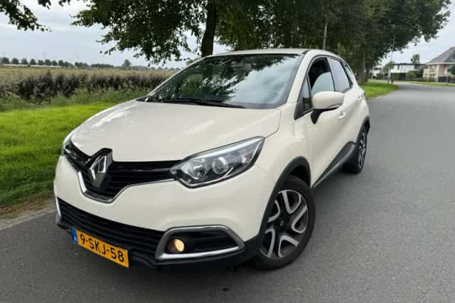 Renault Captur (2013) thumbnail 1