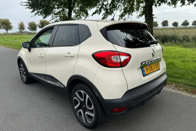 Renault Captur (2013) thumbnail 3