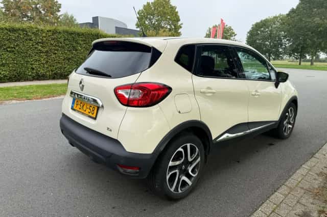 Renault Captur (2013) thumbnail 5