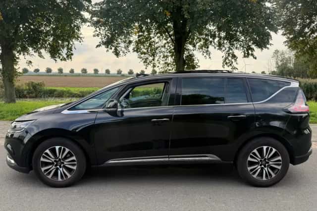 Renault Espace (2016) thumbnail 2
