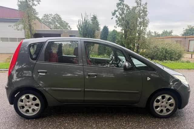 Mitsubishi Colt (2006) thumbnail 6