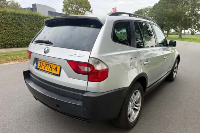 BMW X3 (2004) thumbnail 5