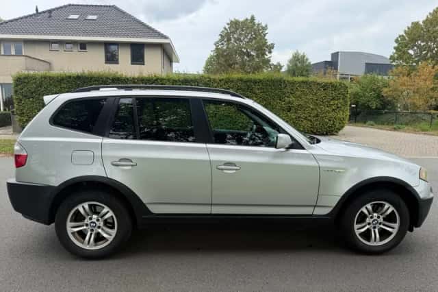 BMW X3 (2004) thumbnail 6