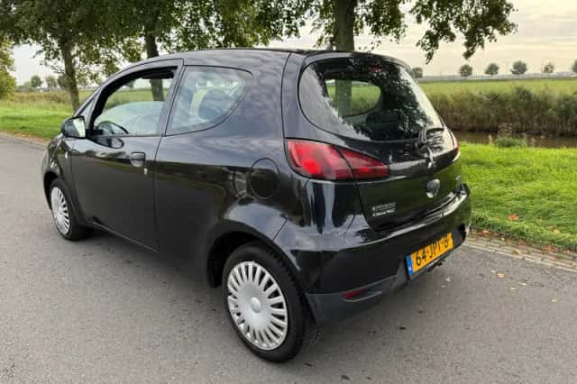 Mitsubishi Colt (2009) thumbnail 3