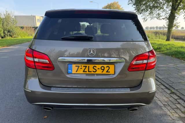 Mercedes-Benz B-Klasse (2012) thumbnail 4