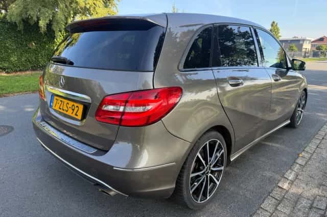 Mercedes-Benz B-Klasse (2012) thumbnail 5