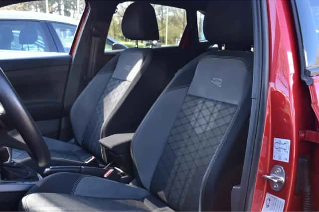 Volkswagen Taigo (2023) thumbnail 2