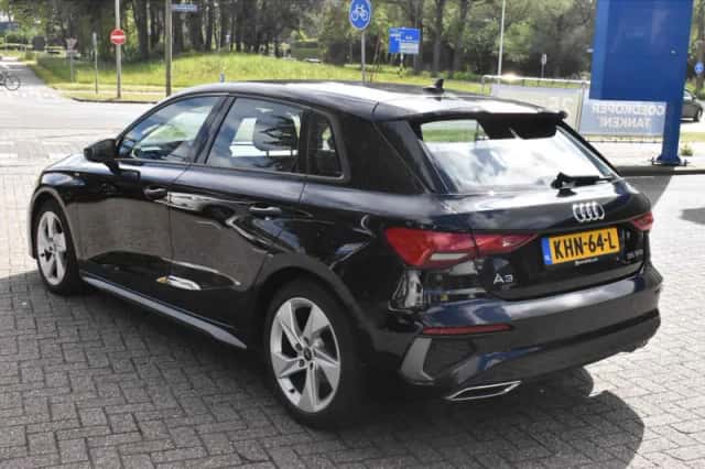 Audi A3 (2022) thumbnail 3
