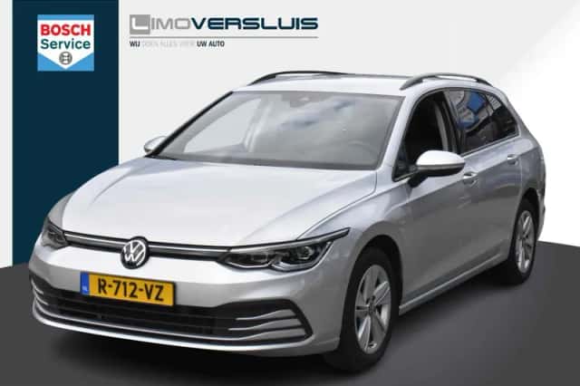 Volkswagen Golf (2021) thumbnail 1