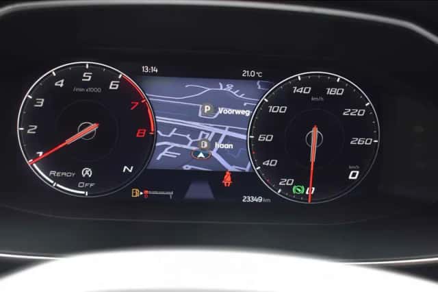 SEAT Leon Sportstourer (2022) thumbnail 4