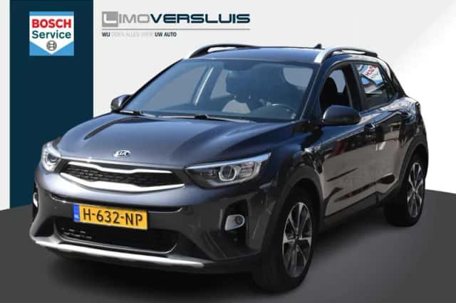 Kia Stonic (2020) thumbnail 1