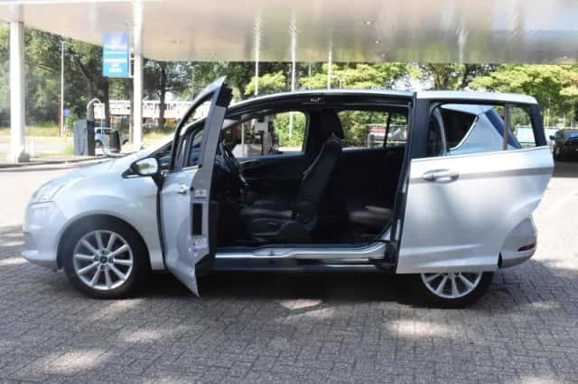 Ford B-Max (2017) thumbnail 2