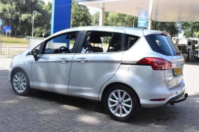 Ford B-Max (2017) thumbnail 4