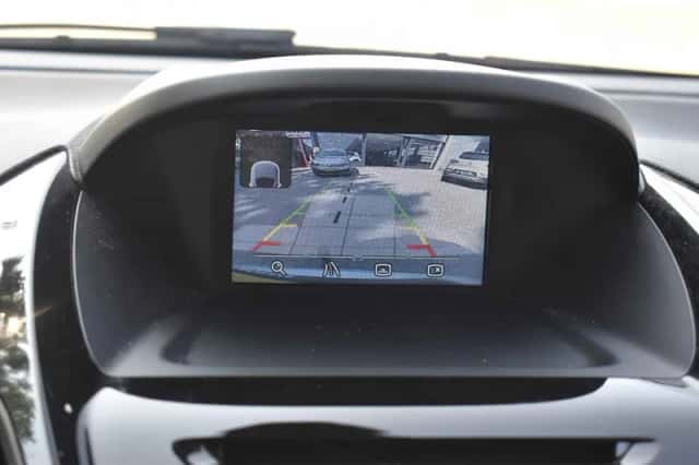 Ford B-Max (2017) thumbnail 6