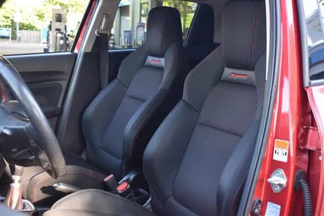 Suzuki Swift (2021) thumbnail 2