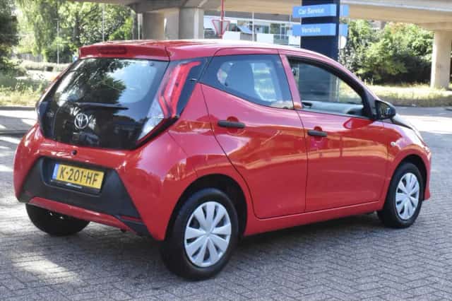 Toyota Aygo (2020) thumbnail 3