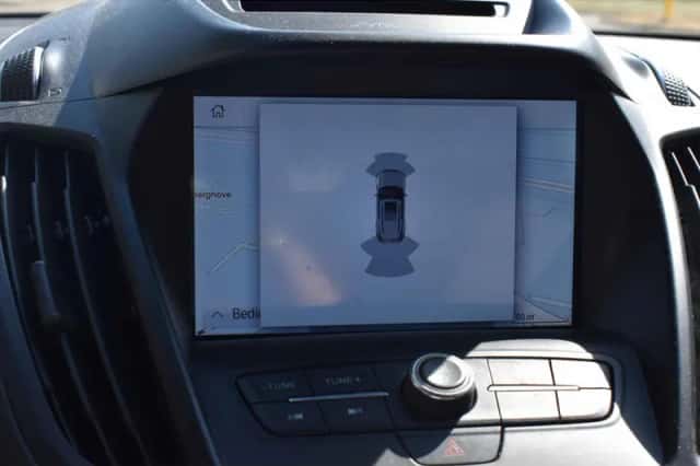 Ford Kuga (2019) thumbnail 6