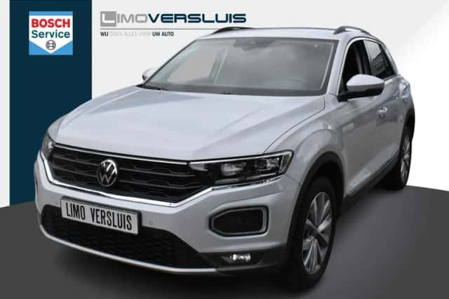 Volkswagen T-Roc (2021) thumbnail 1