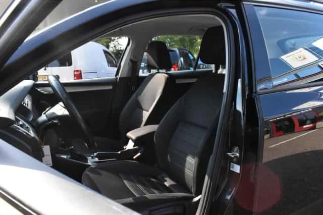 Škoda Octavia (2018) thumbnail 4