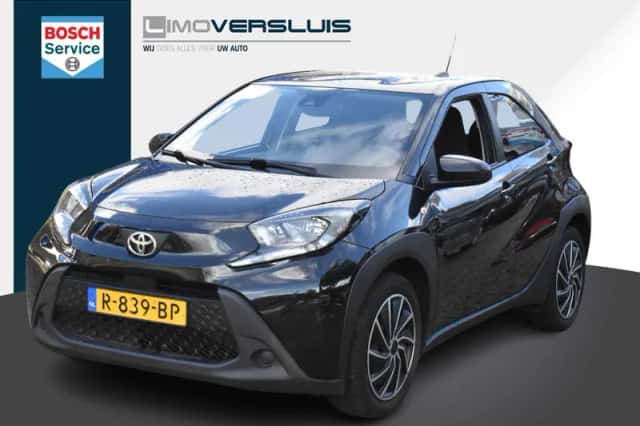 Toyota Aygo X (2022) thumbnail 1