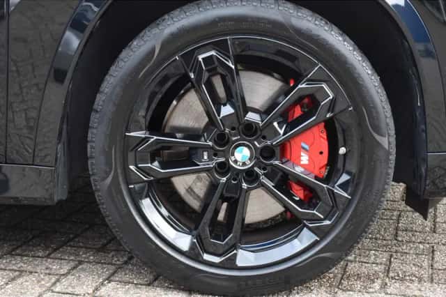BMW X1 (2024) thumbnail 4