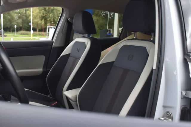 Volkswagen Polo (2018) thumbnail 4
