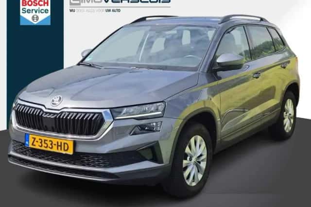 Škoda Karoq (2023) thumbnail 1