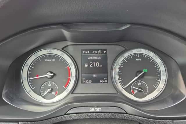 Škoda Karoq (2023) thumbnail 6