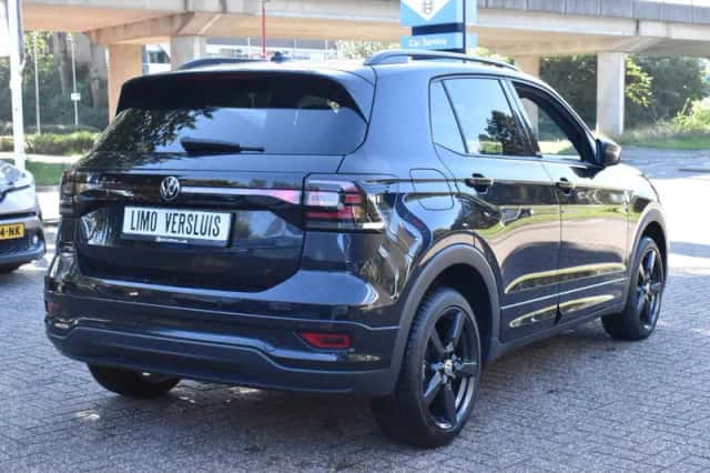 Volkswagen T-Cross (2023) thumbnail 3