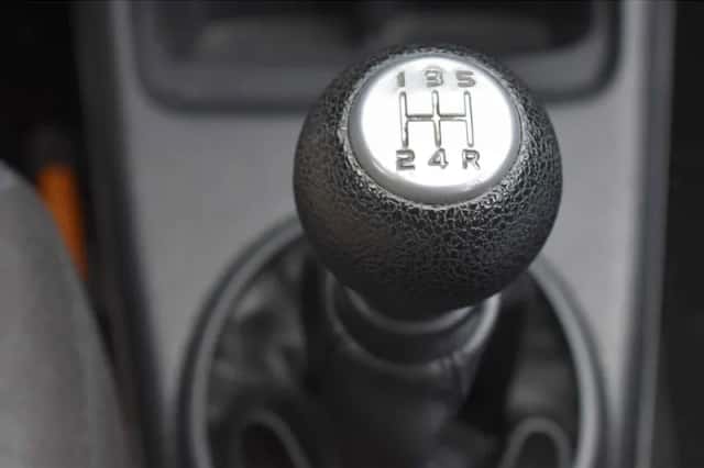 Suzuki Alto (2015) thumbnail 6