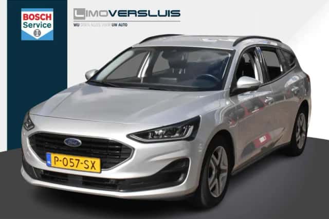 Ford Focus (2022) thumbnail 1