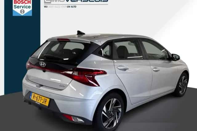 Hyundai i20 (2022) thumbnail 4