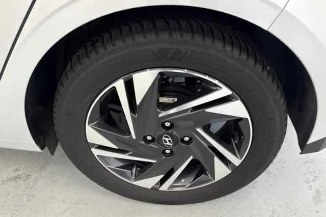 Hyundai i20 (2022) thumbnail 5