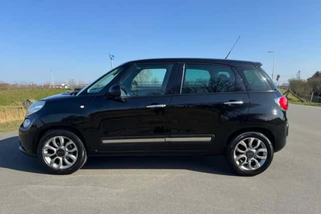 Fiat 500L (2013) thumbnail 1