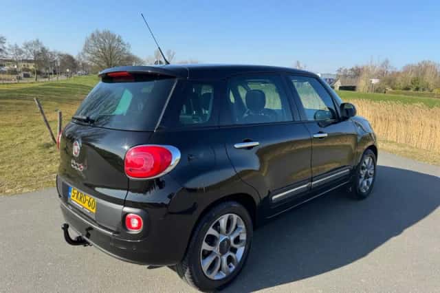 Fiat 500L (2013) thumbnail 6